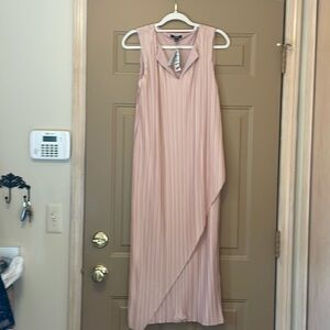 Stunning Alfani shift gown